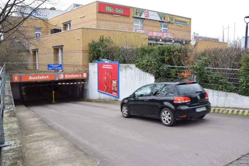 Rennbahnring 9 /Edeka/EKZ Saale-Center/Einfahrt Tiefgarage