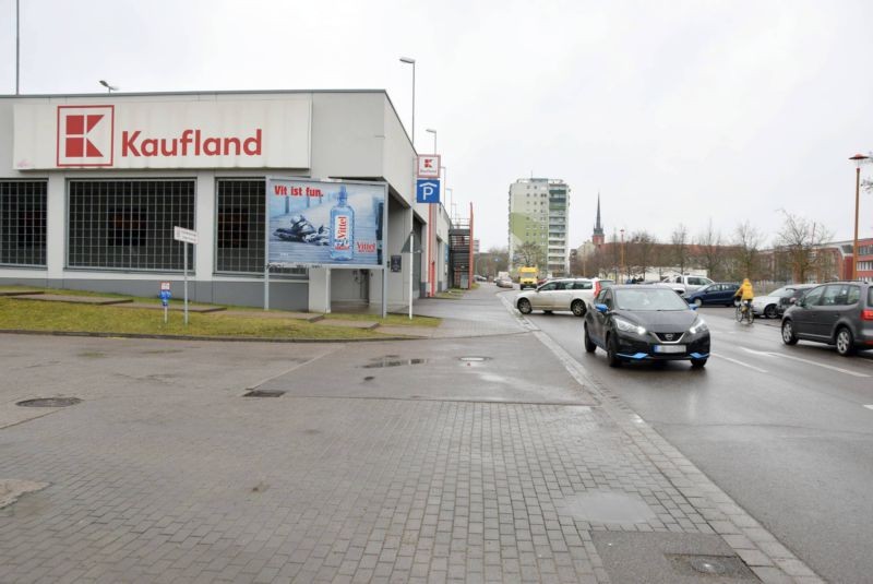 Platz der Befreiung 6 /Kaufland/neb. Einf Parkdeck (freist.)