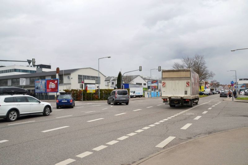 Adestr/Strohgäustr. 24/nh. Lidl/Sto. 3 (quer zur Kreuzung)