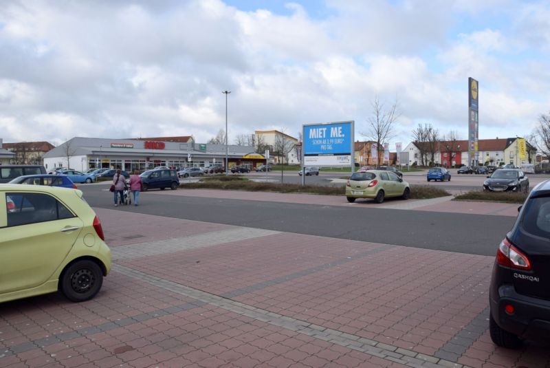 Friedensstr. 31 /Getränke Huster/geg. Lidl (Sicht Lidl)