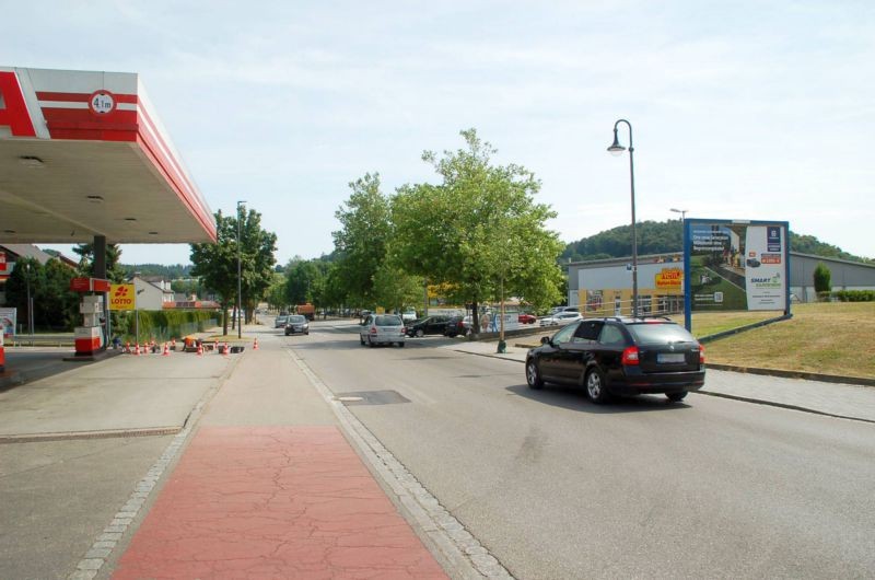 Wertinger Str. 24/neb. Netto/geg. Tkst (WE rts)