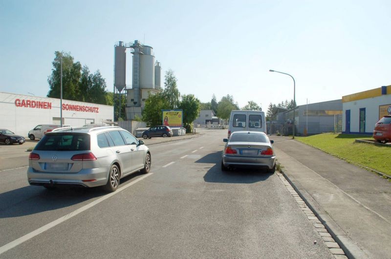 Riedbachstr. 21/Ecke Haußmannstr (quer)