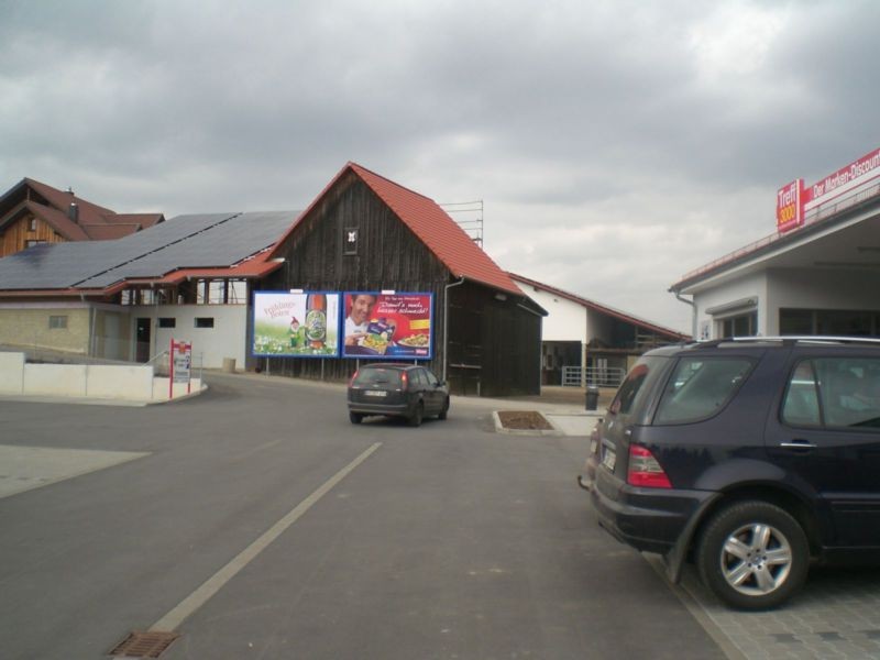 Kronenstr. 26/geg. Einfahrt Netto