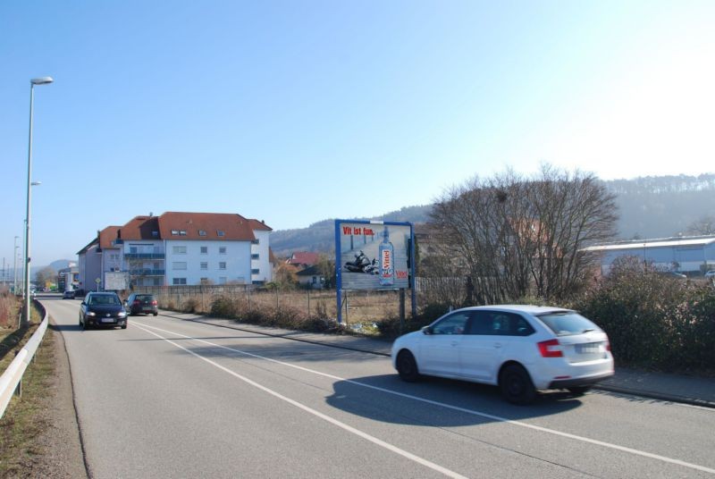 Bahnstr/nh. Lindenstr/Sto. 2/Zufahrt Edeka (WE rts)