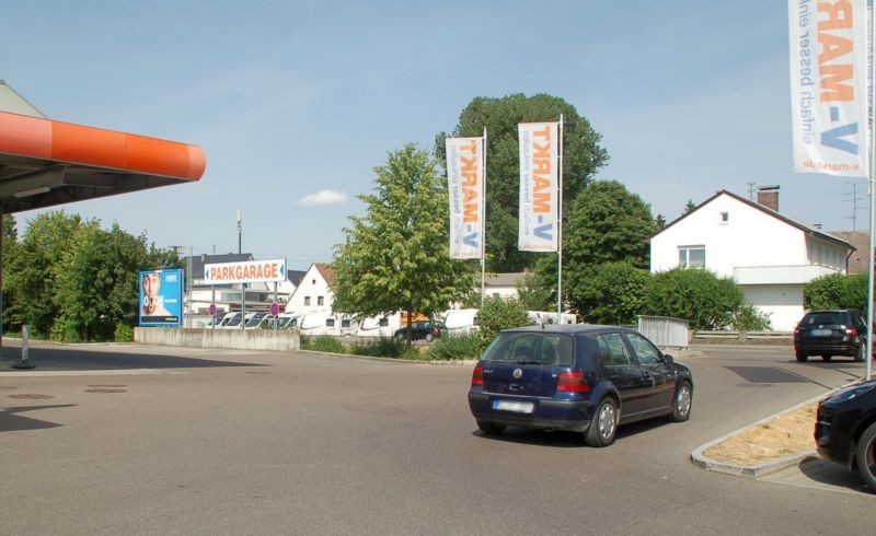 Industriestr. 1 /V-Markt/geg. Tankstelle (Sicht Tankstelle)