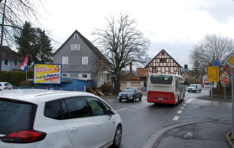 Ferdinand-Richtberg-Str. 1/Alsfelder Str (quer zur B 49)