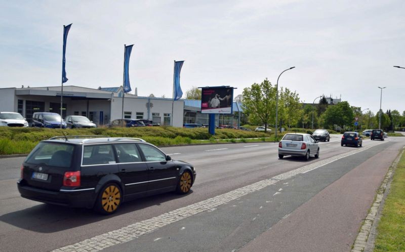 Verbindungsstr/nh. Autohaus/Sicht McDonald's/CSB  (Wolfen)