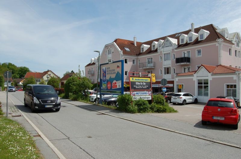 Glockenstr. 6 /Edeka/Einfahrt (Sicht Einfahrt)