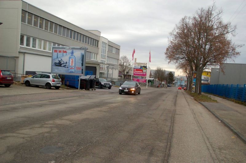 Steinbeisstr. 8/Zufahrt Lidl (WE lks)