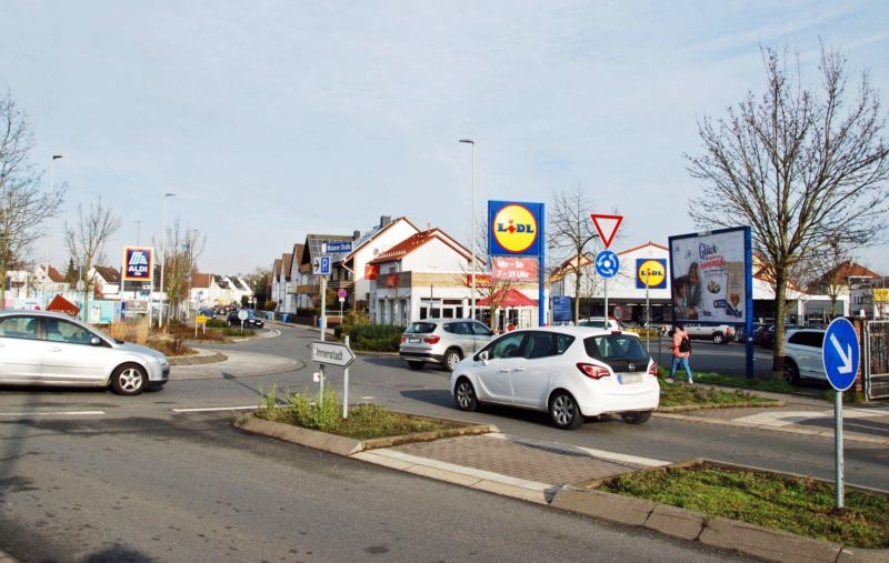 Wickerer Str. 33a /Lidl (Einfahrt)