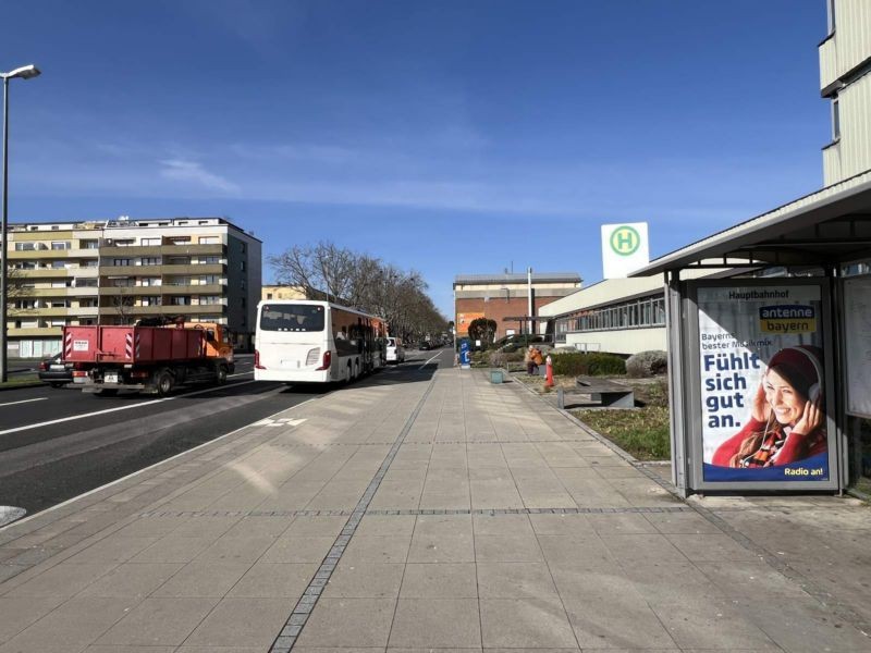 Bahnhofsplatz/Hbf/stadtauswärts/innen  (WH)