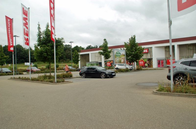 Beim Brückle 1 /Rewe/nh. Eing/Sicht Kreisel (geg. EWU)