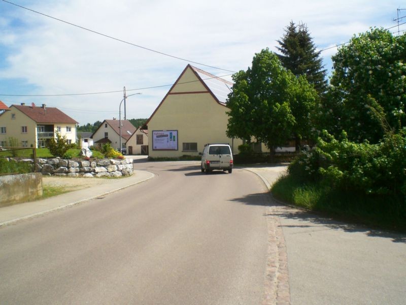 Buchauer Str. 1  (Oggelsbeuren)