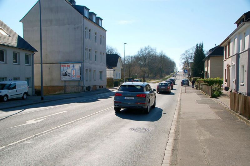 Bahnstr. 296/B 224/lks (quer vor Giebel)