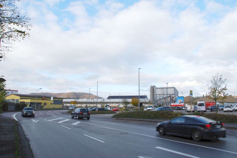 Roscheider Str. 1 /Lidl/geg. Eingang/Sicht Roscheider Str