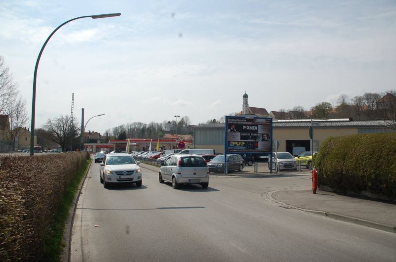 Hermann-Ranz-Str/Ecke Kastanienweg/bei Autohaus/WE rts