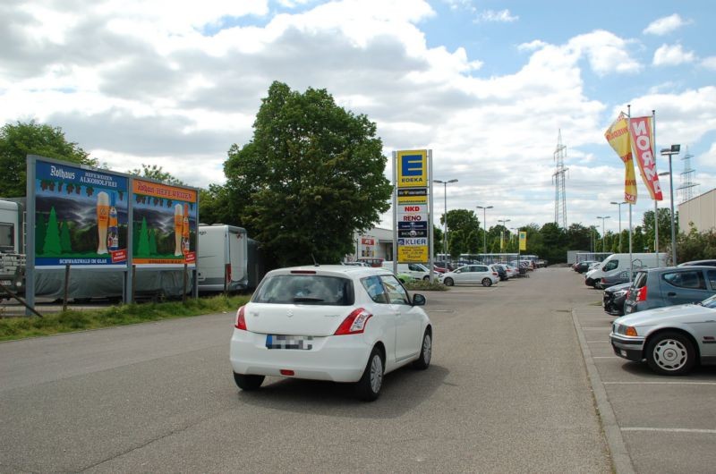 Benzstr. 9 /Edeka/Zufahrt (rts)