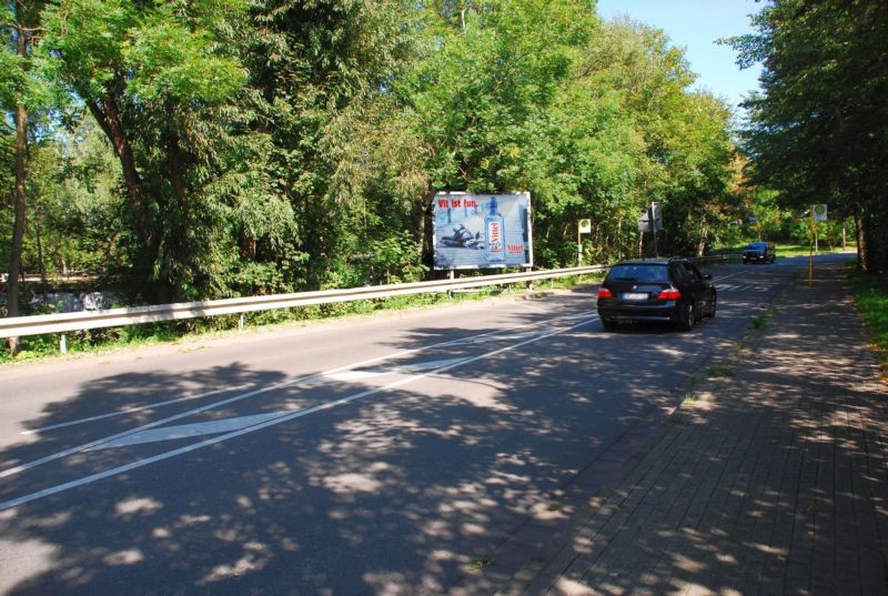 Budapester Str/Schwanenseestr/bei Bus-Hts (lks)