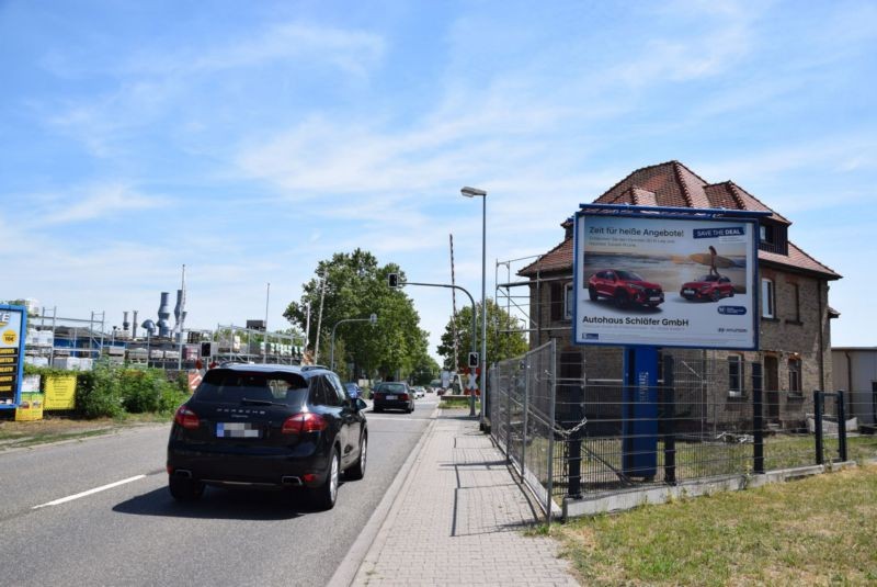 Kirchheimer Str. 102/Zufahrt Rewe/WE rts (City-Star)