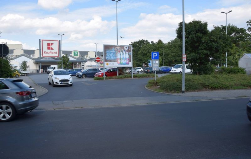 Salzstr. 16a /Kaufland/Einfahrt lks