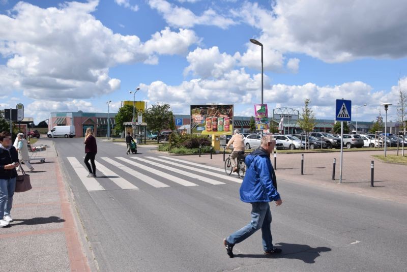 Junckerstr. 26 /Kaufland/Einfahrt/Sicht Einfahrt (Sto. 1)