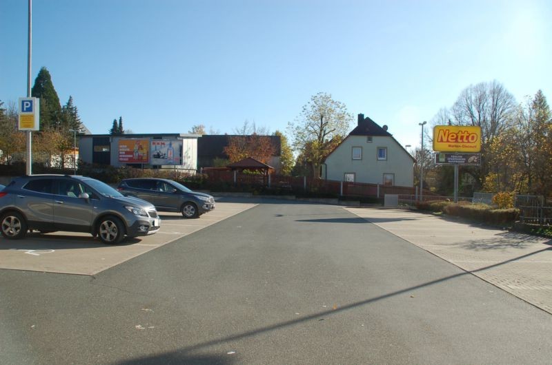 Bahnhofstr. 23 /Netto/geg. Eingang