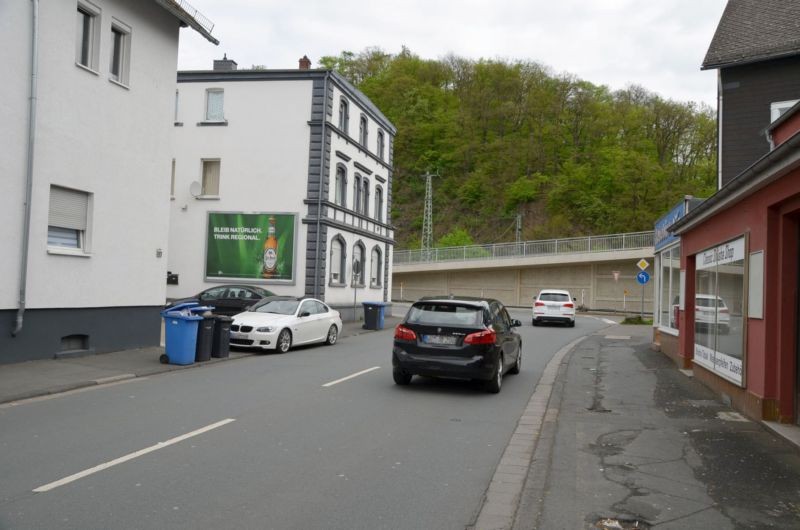 Poststr/Hindenburgstr (quer am Giebel)