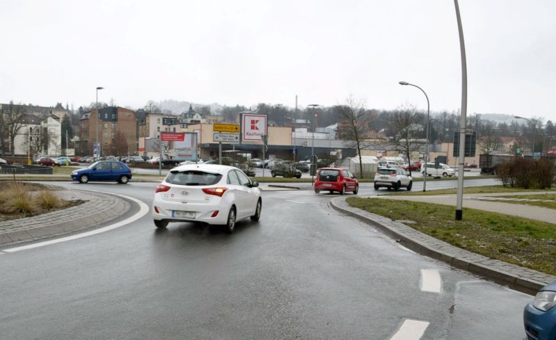 Saalfelder Str /Kaufland/Kreisel (Sicht B 281)