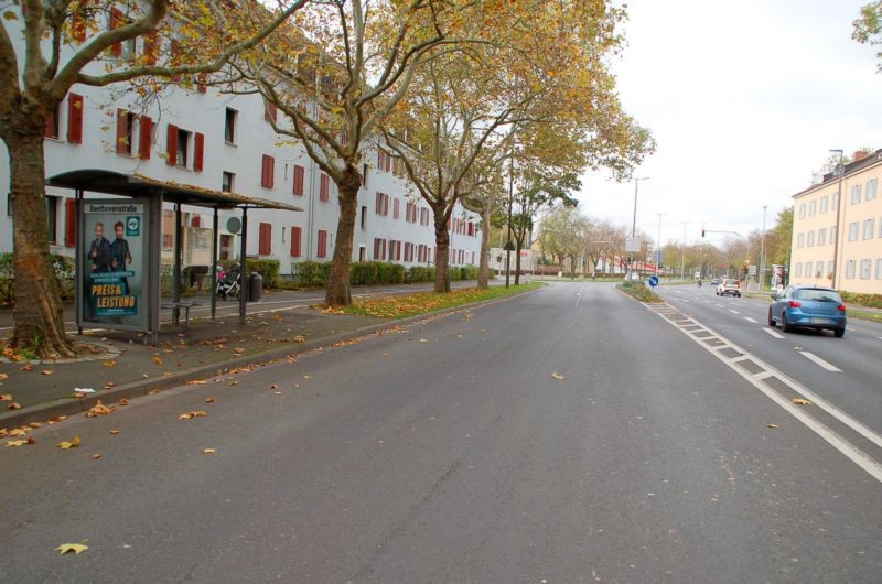 Niederwerrner Str. 65/B 303/Franz-Schubert-Str/aussen  (WH)
