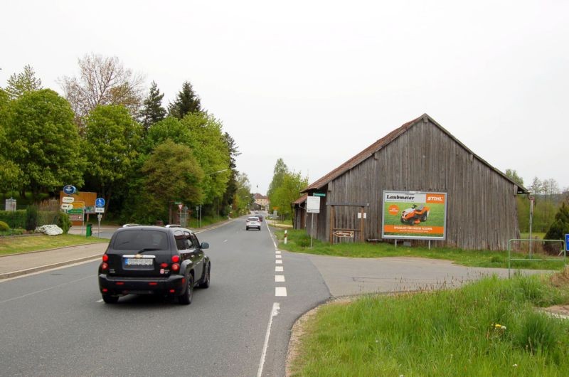 Neunburger Str/Pfaffenfurtweg (quer am Giebel)