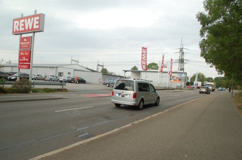 Walldorfer Str/Zufahrt Rewe Eichelweg/WE lks