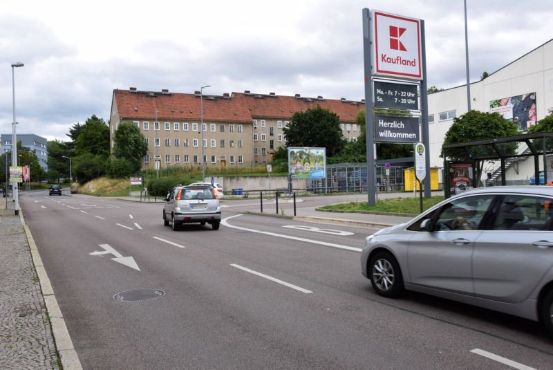 Käthe-Kollwitz-Str. 43 /Kaufland/linke Einf (Sicht Markt)