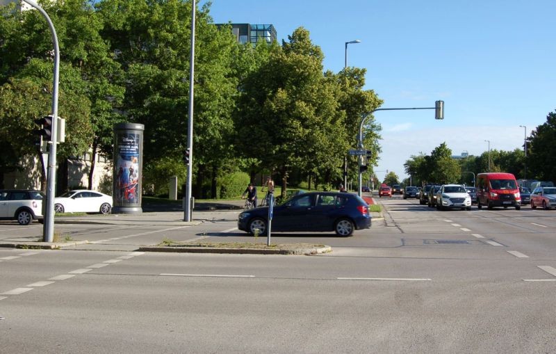 Fritz-Schäffer-Str/Albert-Schweitzer-Str