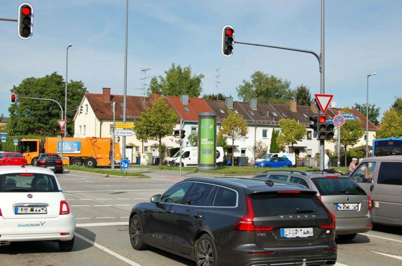 Leopoldstr/B 13/Petuelring