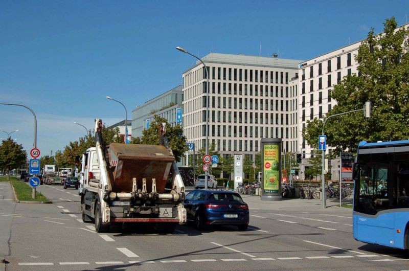 Moosacher Str/Am Oberwiesenfeld