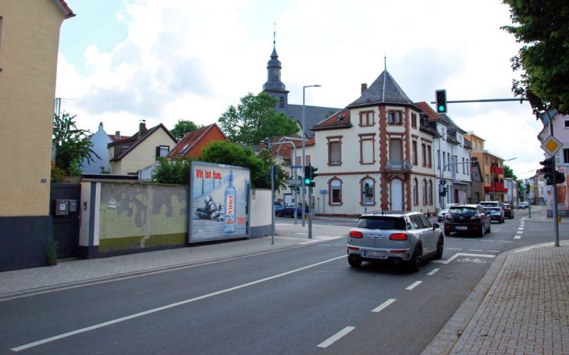 Gaustr. 128/Ecke Schäferstr