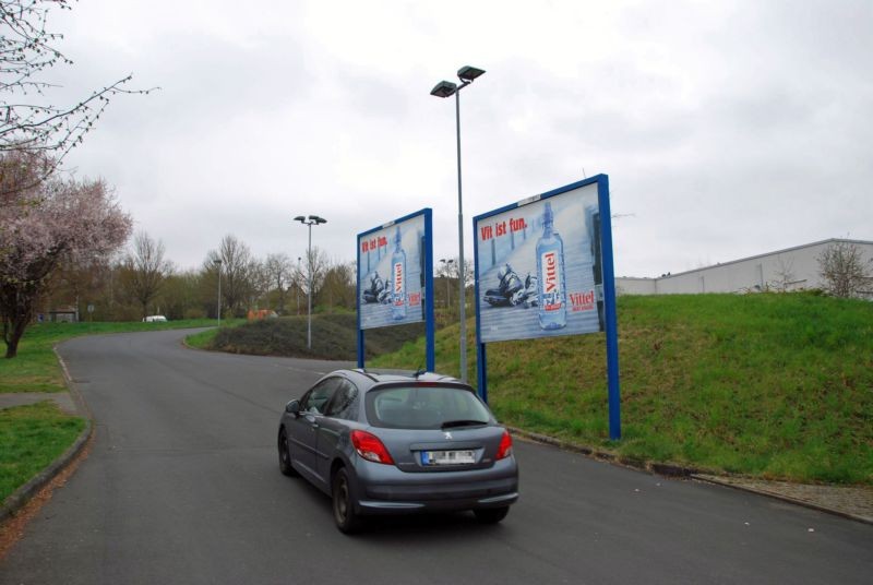 Naunheimer Str. 40 /Rewe/Zulieferung