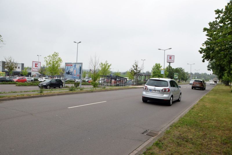 Schwarzer Weg 40 /Kaufland/Si Friedrichstr/B 2/b. WH /WE lks