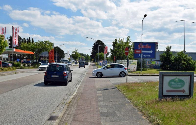 Friedrichstädter Str/Zufahrt Famila (Sicht Tkst)