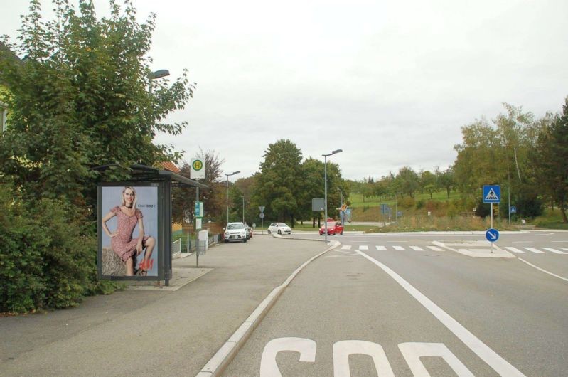 Schramberger Str/beim Kreisverkehr/ausw/aussen  (WH)