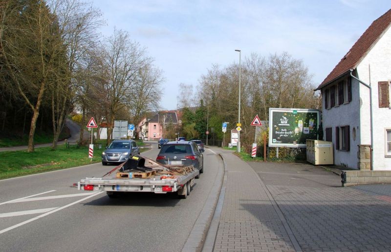 Saarbrücker Str/B 420/Ecke Friedhofweg 5 (quer)