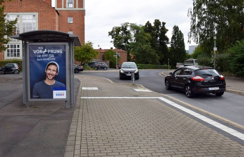 Friedrich-Naumann-Str/Hts Rosmarinweg/auswärts/aussen (WH)