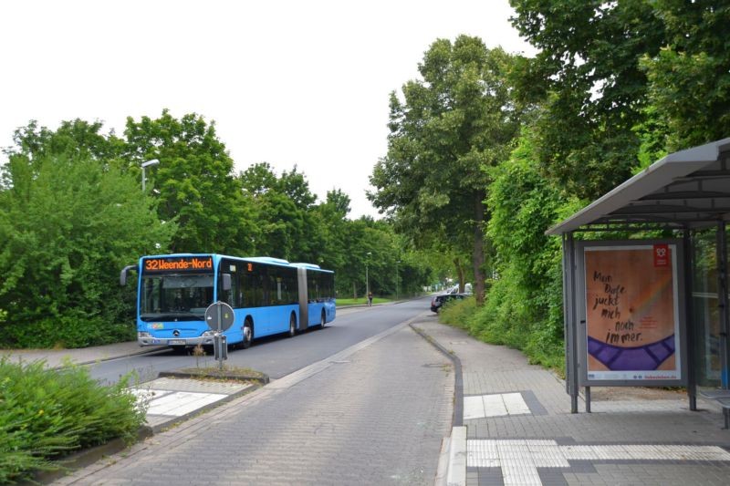 Ernst-Fahlbusch-Str/Hts James-Franck-Ring/linke WH/innen