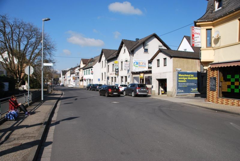 Aubachstr. 31 (quer zur K 106)