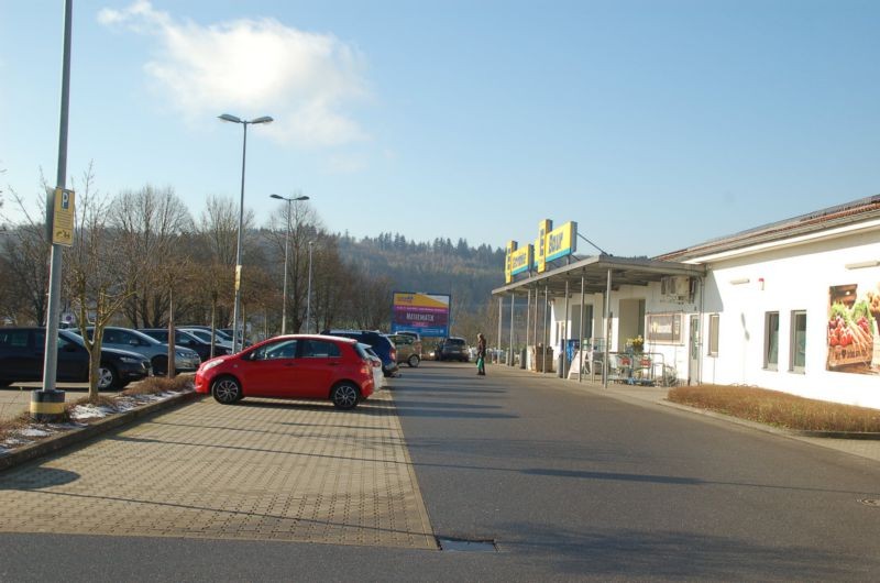 Dietlishofer Str. 10 /Edeka (neb. Eingang)