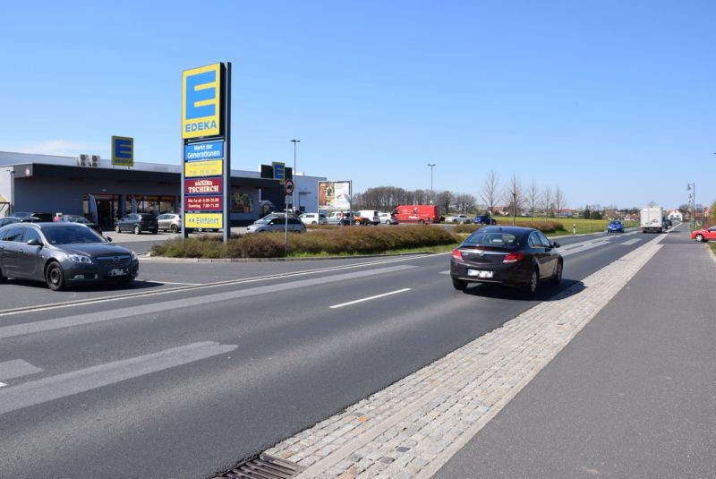 Straße der Einheit 34a /Edeka/geg. Eingang