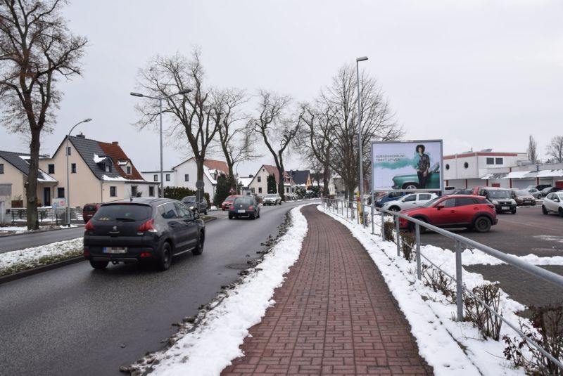 Milower Landstr. 6a /Kaufland/Zufahrt (quer zur B 102)