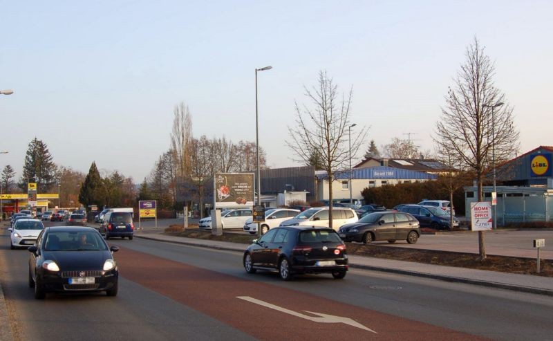 Haager Str. 51 /Lidl/Sicht Markt (quer zur B 15)