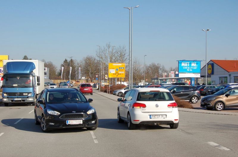 Bürgerm.-Schönbauer-Str. 1 /Lidl/Einfahrt/WE rts (City-Star)