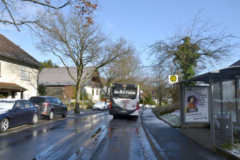 Nußbergstr/geg. Nr. 28/innen  (WH)